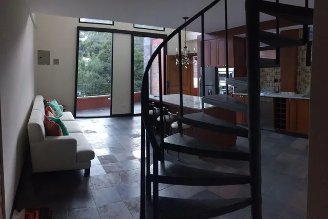 Hermoso Departamento de Lujo en Venta - Guápulo — imagen 2
