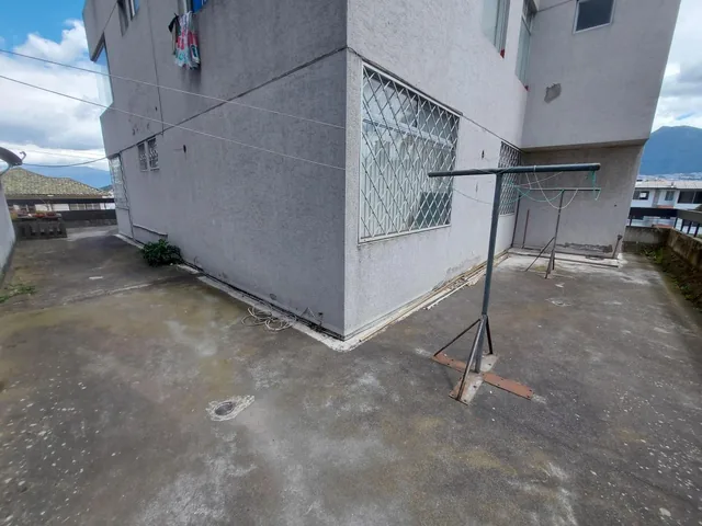 Departamento en La Floresta, con Amplia Terraza — imagen 4
