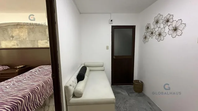 Venta de Casa en Santa Elena - Punta Blanca con Piscina, 7 Habitaciones. V. B. Provincia de Santa Elena — imagen 3