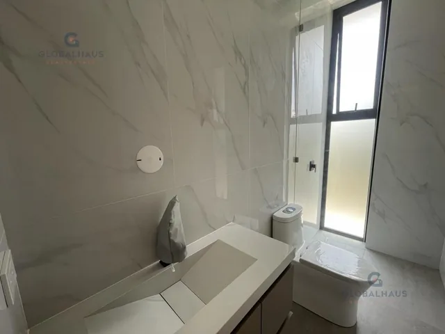 Venta de Casa en Isla Celeste - 4 Habitaciones, Piscina con Cascada. m. C. Guayas — imagen 2