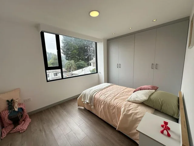 En Venta Departamento Estrenar 3 Dorm con Balcón en Monteserrín Ascensor y Seguridad — imagen 2