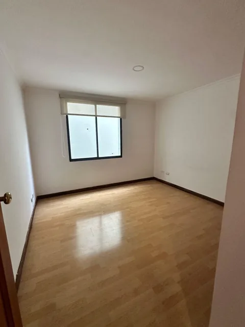 Vendo Departamento Quito Tenis Alto — imagen 2