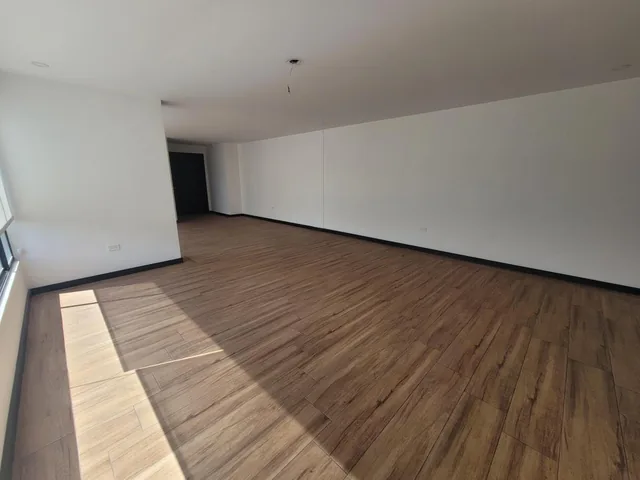Departamento en Venta o Renta, sector Tumbaco, La Cerámica — imagen 5