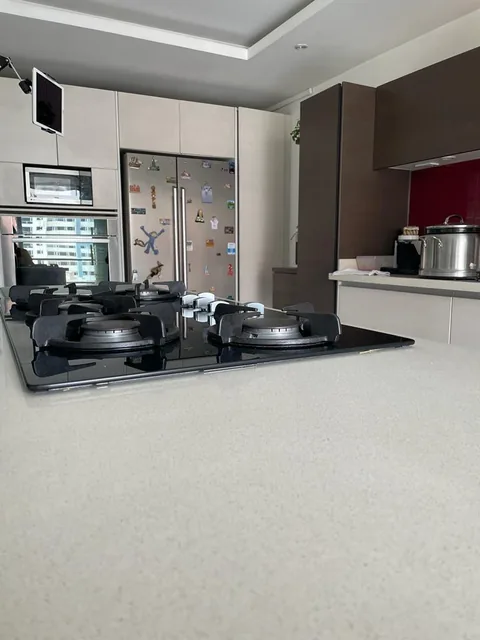 Hermoso y Amplio Departamento de 3 Dorm. — imagen 4