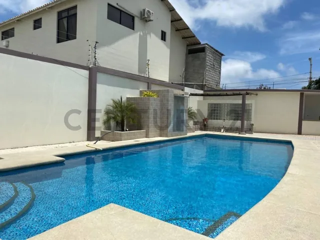 Casa en Venta en Salinas a Una Cuadra del Mar Pcev. Provincia de Santa Elena — imagen 2