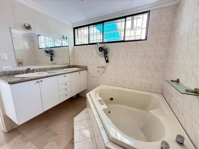 Vendo Casa en Puerto Azul, Guayas — imagen 2