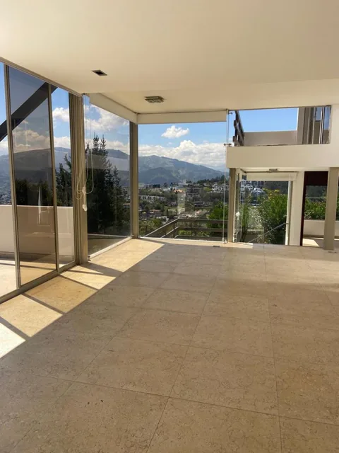 Casa Moderna de Lujo en Altos del Valle – Miravalle — imagen 4
