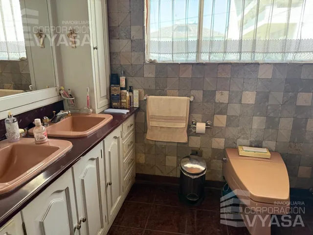 La Primavera - Cumbaya, Casa en Venta de 389 m² de 5 Dorm. — imagen 4
