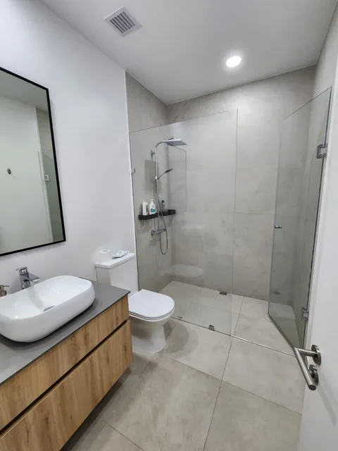 Vendo Espectacular Departamento de 3 Dorm. en Cumbayá — imagen 4