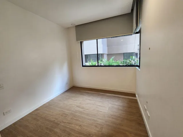 Vendo Espectacular Departamento de 3 Dorm. en Cumbayá — imagen 3