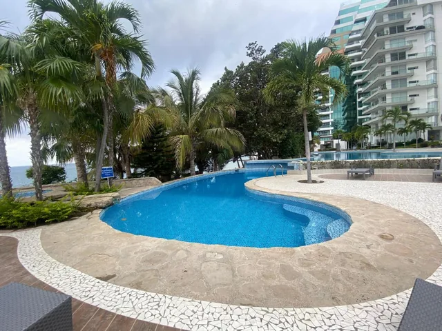 Departamento de Lujo! Primera Línea de Mar! Manta, Manabí — imagen 2