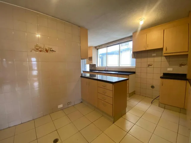 Casa con Ubicacion Estrategica a La Venta. Provincia de Pichincha — imagen 3