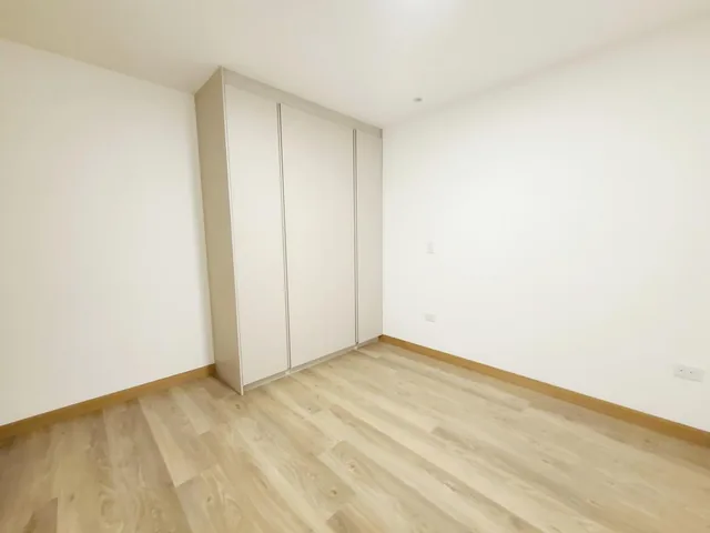 Departamento a La Venta a Estrenar 2 Dorm. Sector Av Doce de Octubre, Azuay — imagen 5