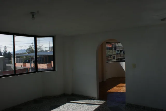 Casa - Rentera - Sur - Quito - Venta - Ecuatoriana — imagen 5