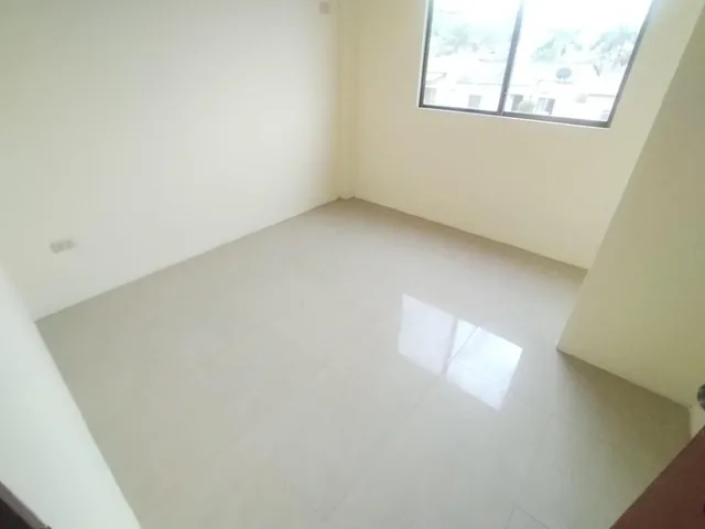 Venta de Espaciosa Casa en La Joya, Etapa Diamante, La Aurora, Guayas — imagen 4