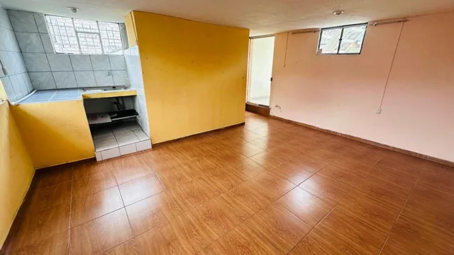 Casa Rentera en Venta Cerca de Centro Comercial El Recreo — imagen 2