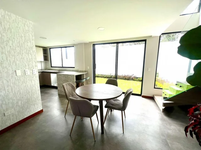 Mv Sector Villa Vega de Tumbaco, en Venta Casa de 3d, 126.40 m² a Estrenar con Jardin Amplio — imagen 3
