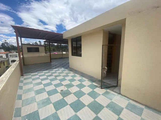 Conocoto en Venta Casa 2 Departamentos 1 en Planta Baja — imagen 2