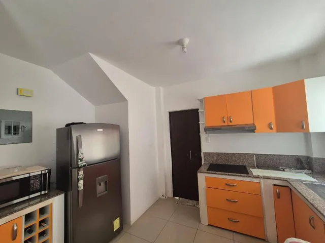 Casa en Venta Semi Amoblada Playas Urbanizacion Altamar 2 Josgu, Guayas — imagen 4