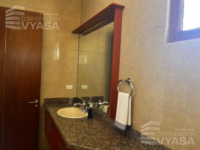 Cumbayá - Rancho San Francisco, Amplia y Elegante Casa en Venta de 800 m², 5 Dorm. — imagen 3