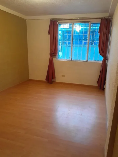 Vendo Casa Zona Estrategica Entrada Carapungo Cerca Gran Aki y Shoping El Portal — imagen 3