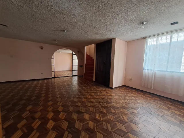 Casa Rentera en Venta Sector La Ecuatoriana — imagen 3