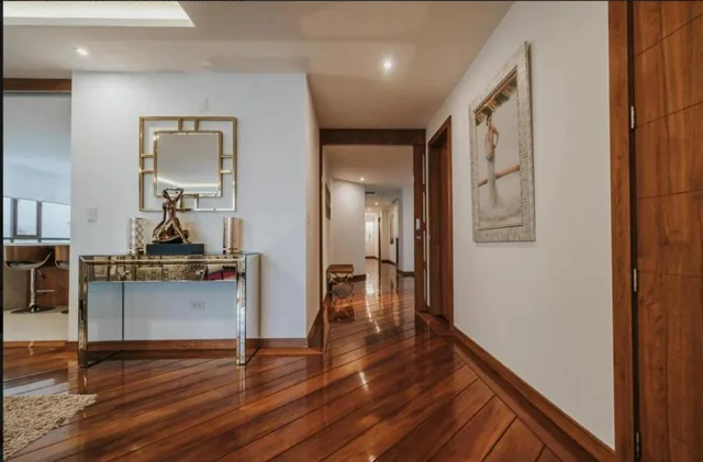Venta Departamento de Lujo – Miravalle, Quito — imagen 4