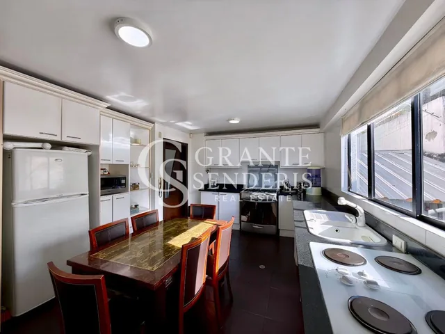 Departamento Dúplex de 370 m² con Suite Independiente en Venta en El Batán — imagen 5