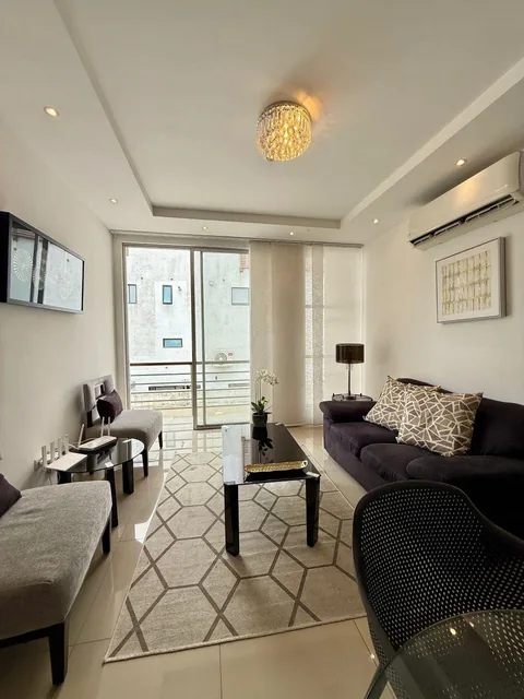 Venta. Via Samborondon. Km 2.5. Departamento 2 Hab.. Amoblado $155.000, Guayas — imagen 2
