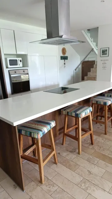 Oportunidad Vendo Departamento Dúplex - Sector Cervecería Nacional — imagen 3