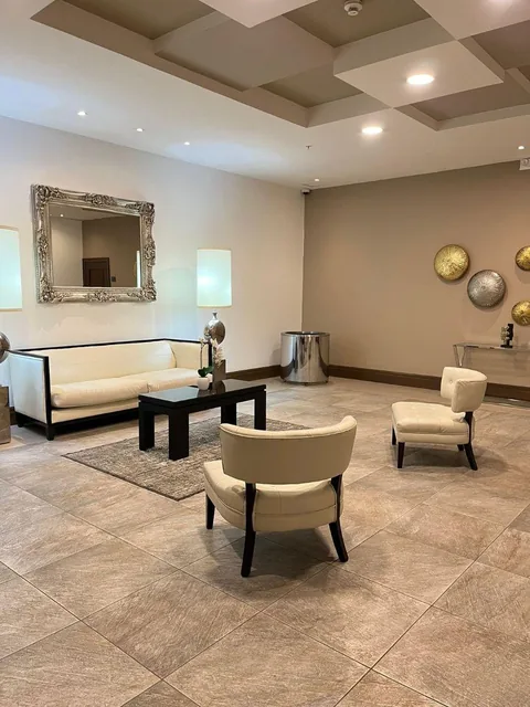Venta Departamento de 2 Habitaciones en Torres Bellini Puerto Santa Ana/ Centro Guayaquil, Guayas — imagen 4