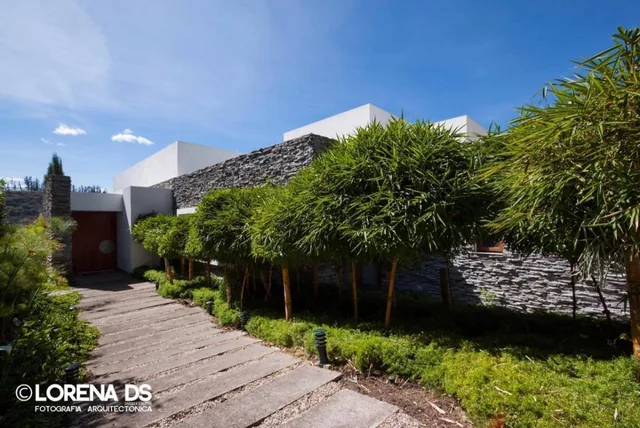 Venta Espectacular Casa de 5 Dorm. en Urbanización Pillagua. Sector Santa Ines. Cumbayá. Js — imagen 5