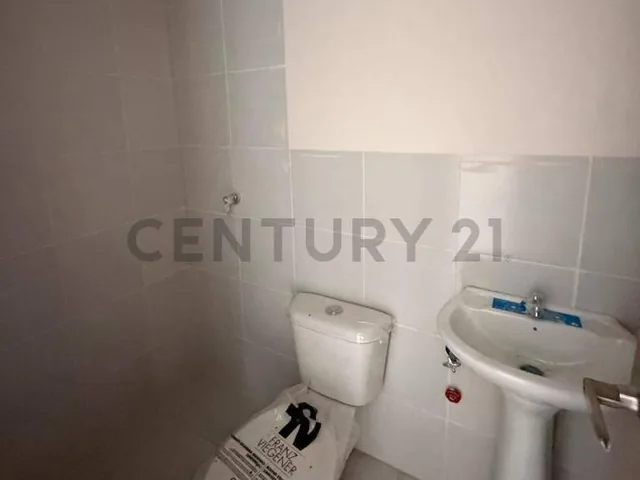 Venta de Casa por Estrenar en Millenium Village, Guayas — imagen 4