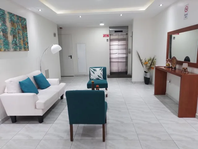 Se Vende Flamante Departamnto de Tres Dorm. de 124 Mt en Ponceano. Provincia de Pichincha — imagen 2