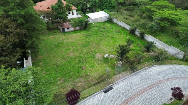 Venta de Terreno Independiente Esquinero en Urbanizacion Exclusiva Nayon — imagen 3