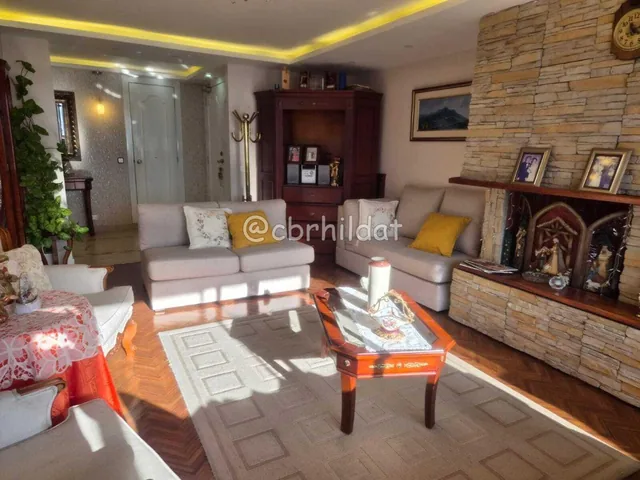H/ La Carolina, Departamento en Venta Para Remodelar 225.000usd — imagen 3