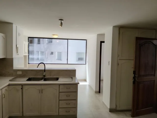Departamento en Venta de Oportunidad en La González Suarez — imagen 4