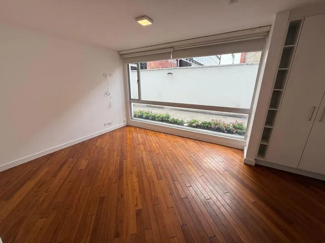 Suite en Venta Sector Granda Centeno a Pocos m del Supermaxi — imagen 5