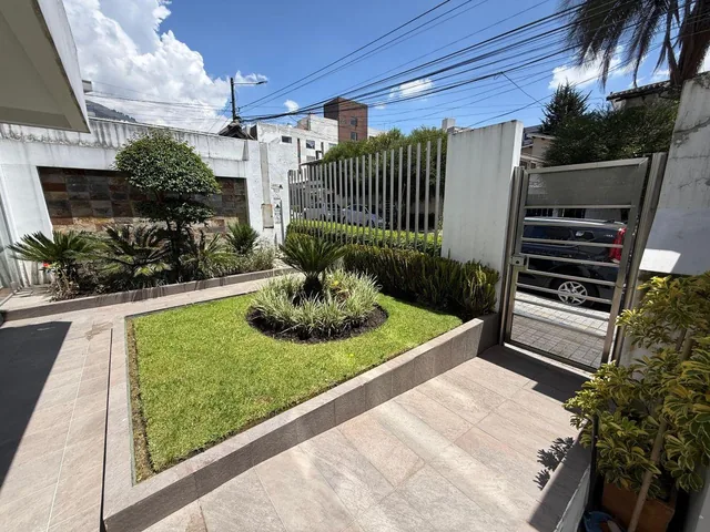 Suite en Venta Sector Granda Centeno a Pocos m del Supermaxi — imagen 3
