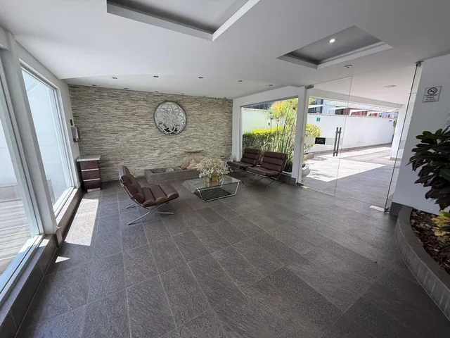 Suite en Venta Sector Granda Centeno a Pocos m del Supermaxi — imagen 2