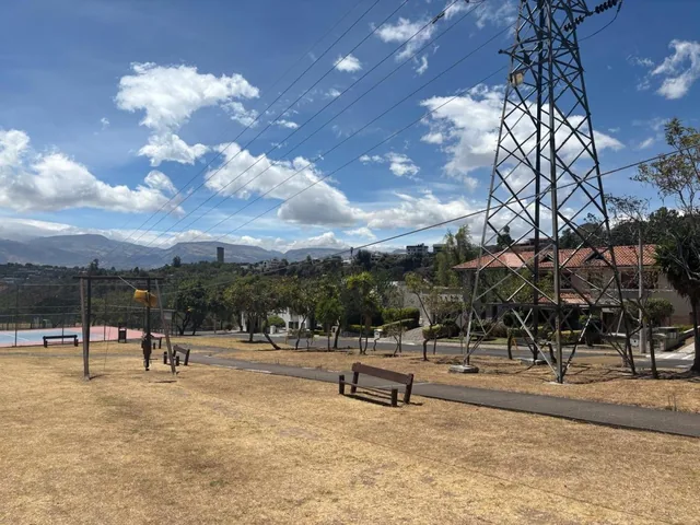 Terreno en Venta en Nayón – San Francisco de Tanda con Hermosa Vista — imagen 2