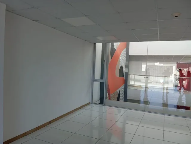 Oficinas y Consultorios de Venta por Estrenar | Sector Hospital Axxis | Supermaxi Granda Centeno — imagen 2