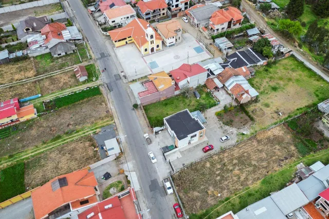 Terreno en Venta Sector Ricaurte, Vía a Ochoa León, Azuay — imagen 4