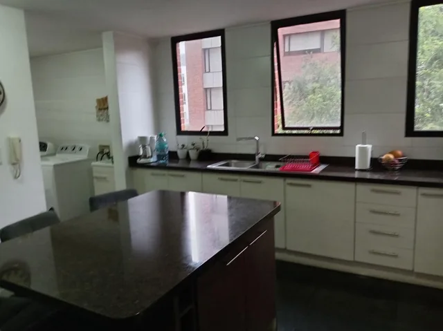 Elegancia y Confort en El Corazón de La González Suárez — imagen 4