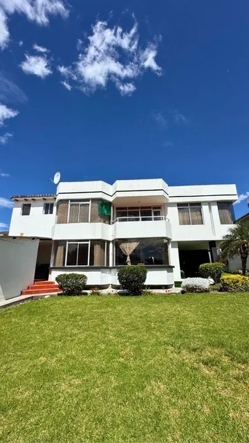 Venta de Casa, La Primavera Cumbaya — imagen 2