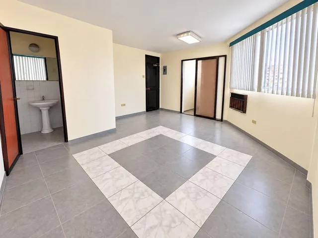 Consultorio en Venta Albomedicos, Guayas — imagen 3