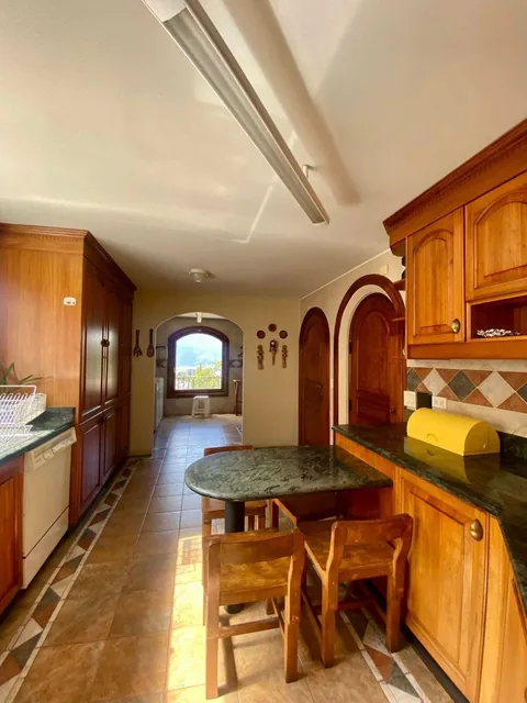 Casa en Venta 431 m² · Altos del Valle, Miravalle · Terreno de 617 m². Oportunidad de Inversión — imagen 3