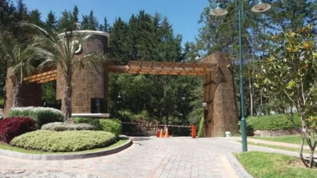 Cumbayá Pacho Salas, Urbanización Casa de Campo, Club Privado, 2.500 m² — imagen 2