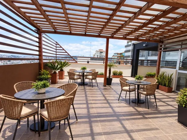 Vendo Impecable Departamento Tres Habitaciones, Dos Parqueaderos en El Quito Tennis por Viaje — imagen 2