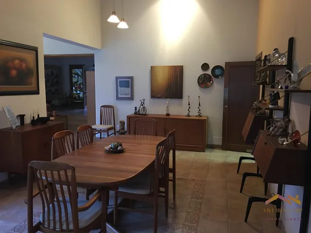 Casa en Venta Dentro de Exclusiva Urbanización en Cumbaya. Provincia de Pichincha — imagen 4